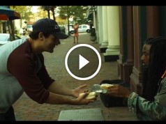 Bumerangul faptelor bune (VIDEO)