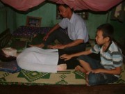 Soţia lui a murit de mult timp, însă doarme lângă cadavrul ei în fiecare noapte