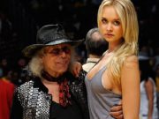 9 femei tinere şi frumoase, măritate cu milionari bătrâni femei tinere maritate cu barbati batrani