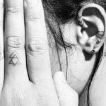 tatuaj-pe-helix1