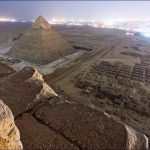 fotografie-ilegala-de-pe-piramida-giza1