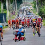 imagini-amuzante-batrana-biciclisti