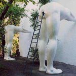 manechin-lipit-de-perete