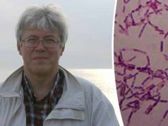 Cercetătorul care şi-a injectat o bacterie veche de 3,5 mil. ani, căutând secretul nemuririi injectat o bacterie