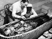 Blestemul lui Tutankhamon. Ce au păţit cei care i-au profanat mormântul blestemul lui tutankhamon