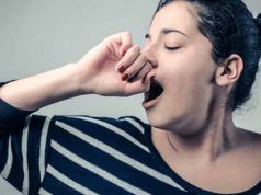 De ce cască oamenii? Un mister nedesluşit încă de ce cască oamenii