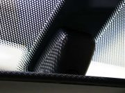 Ce sunt punctele negre de pe parbriz şi ce rol neaşteptat de important au punctele negre de pe parbriz