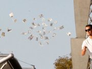 Clienţii unei bănci au retras zeci de milioane