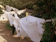 De ce unii oameni simt că sunt urmăriți, chiar și atunci când nu este nimeni acolo? simt că sunt urmăriți