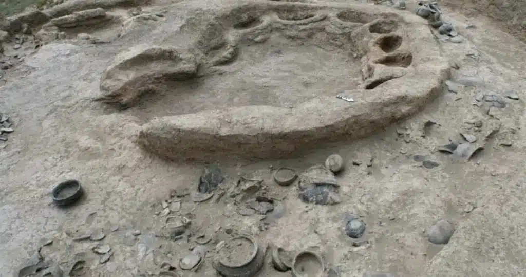 masă ritualică veche