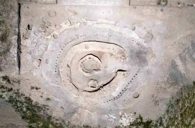 masă ritualică veche