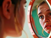 Doar 8 minute petrecute pe TikTok sunt suficiente pentru a afecta percepția asupra aspectului fizic al femeilor tinere 8 minute petrecute pe TikTok