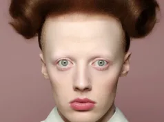 Fără sprâncene, oamenii ar fi putut să dispară la fel ca neanderthalienii om fără sprâncene