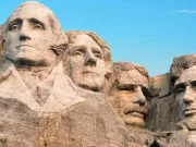 Muntele Rushmore: curiozităţi despre cel mai faimos munte din SUA. Cine sunt cei 4 preşedinţi sculptaţi în munte? Muntele Rushmore