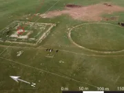 Rămășițe vechi de 1.000 de ani ale unei „femei de elită” în mantie de mătase, descoperite într-o fortăreață abandonată din Mongolia Rămășițe vechi de 1.000 de ani