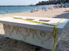 Un sarcofag din Epoca Romană a fost descoperit pe plaja din Varna, una dintre cele mai populare destinații turistice din Bulgaria sarcofag din Epoca Romană
