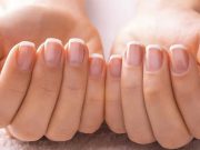 Unghiile dezvăluie multe despre sănătatea ta. Iată la ce să te uiți Unghiile dezvăluie multe despre sănătate