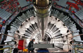 observat la acceleratorul de particule CERN descoperiri.ro