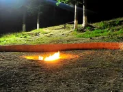 Focul Viu de la Andreiaşu: misterul generat de flăcările care ies din Pământ Focul Viu de la Andreiaşu