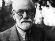Sigmund Freud, psihiatrul care a scandalizat lumea ştiinţifică: ce ascund visele şi sexualitatea reprimată Sigmund Freud descoperiri.ro