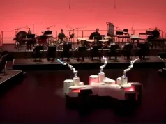 un robot a dirijat orchestra simfonică din Dresda