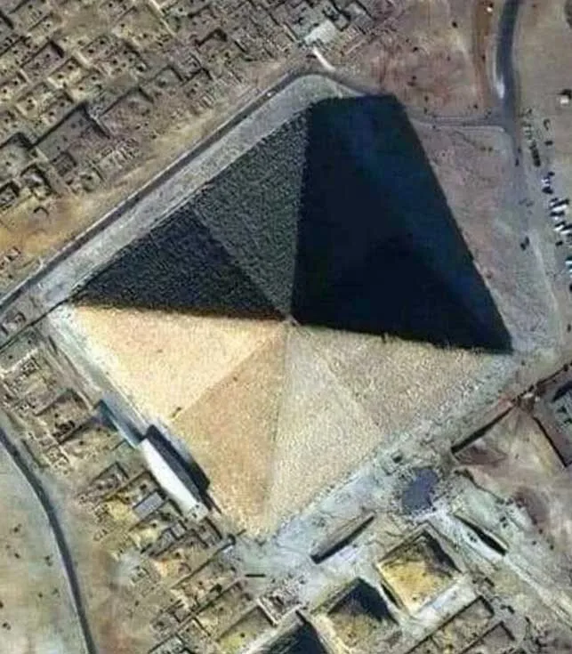 Câte laturi are Marea Piramidă din Giza