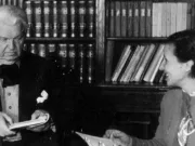 Iubirea dintre Mihail Sadoveanu şi Valeria, o femeie cu 40 de ani mai tânără decât el: scriitorul avea 60, ea doar 20 de ani Mihail Sadoveanu şi Valeria