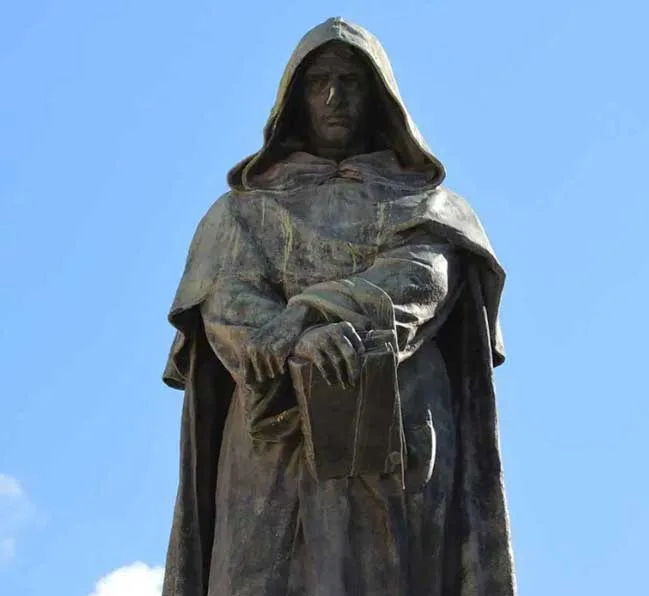 Giordano Bruno statuie