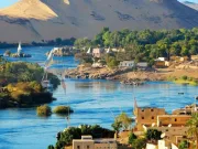 Nilul, cel mai lung fluviu din lume și sursa vieții și a civilizației în Egiptul Antic nilul