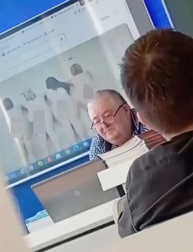 profesor care s-a uitat la filme porno