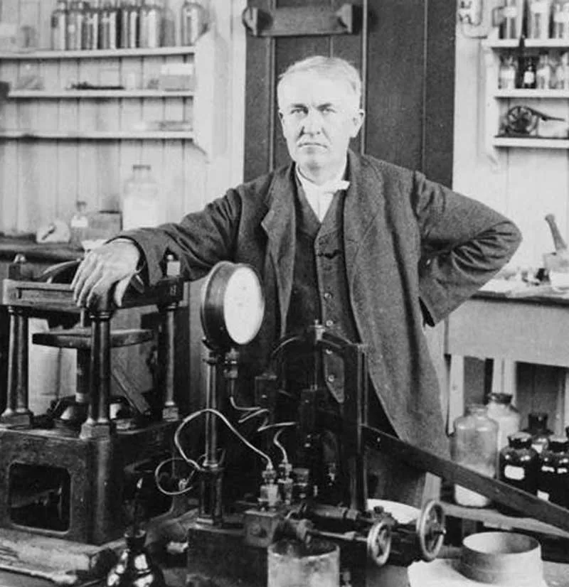 Thomas Edison să vorbească cu morții