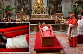 papa francisc pantofi