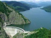 Satul de pe fundul Lacului Vidraru – o întreagă localitate s-a scufundat în 1965, cauzând mari suferințe Satul de pe fundul Lacului Vidraru