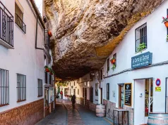 Setenil de las Bodegas