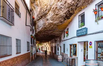 Setenil de las Bodegas