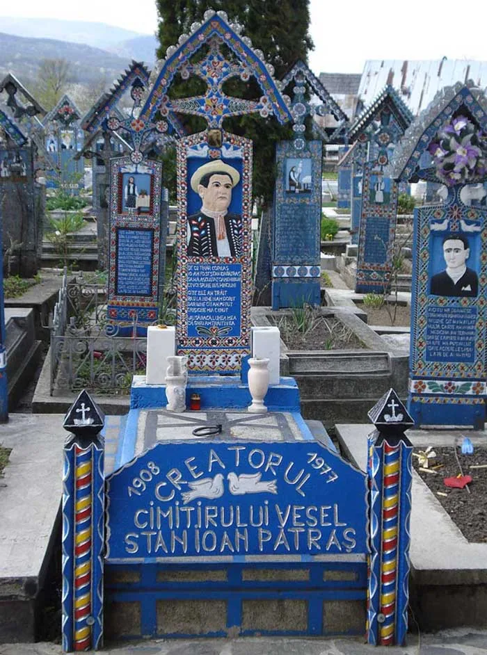 cimitirul vesel de la săpânța