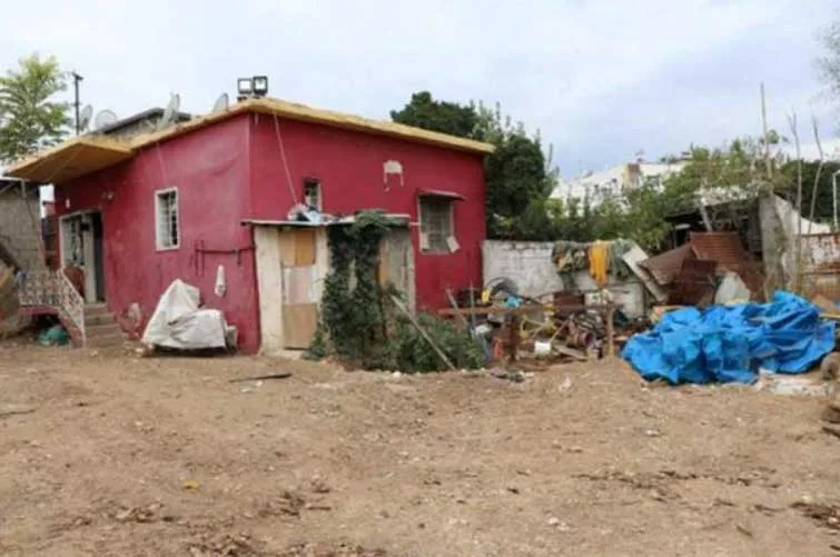 Casa din Tarsus unde au avut loc săpăturile și unde au fost găsite și distruse sau ascunse indicii despre biblia Sfântului Pavel
