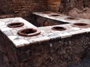 Existau fast-food-uri acum 2.000 de ani în Imperiul Roman? Ce mâncare se servea pe străzile din Pompei fast-food-uri acum 2.000 de ani thermopolia