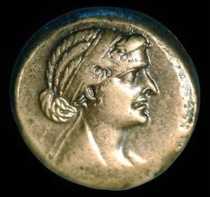 moneda cleopatra