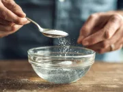 Ingredientul de 3 lei pe care mulți îl ignoră. Poate înlocui 9 produse scumpe din casa ta bicarbonatul de sodiu înlocuiește produse scumpe