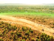 Știința spunea că e imposibil. China tocmai a îngrădit „Marea Morții” cu o armată de 600.000 de oameni Marea Morții Deșertul Taklamakan