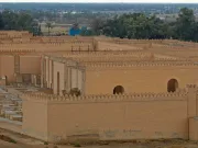 Un text babilonian care a fost pierdut timp de 1.000 de ani a fost descifrat cu ajutorul inteligenței artificiale Imnul către Babilon text babilonian antic