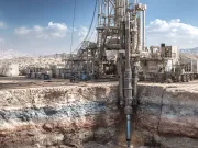 China tocmai a găsit „aurul alb” care va alimenta lumea. Zăcământul colosal care transformă China în stăpânul absolut al bateriilor