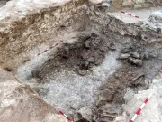 „Orașul Hobbiților” din secolul al XIII-lea, descoperit într-o fortăreață antică la 300 km de România „Orașul Hobbiților” din secolul al XIII-lea, descoperit într-o fortăreață antică la 400 km de România