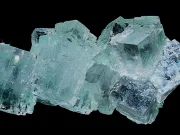 Oamenii de știință au descoperit aer blocat în interiorul unei roci timp de 815 milioane de ani – și l-au eliberat aer blocat în interiorul unei roci