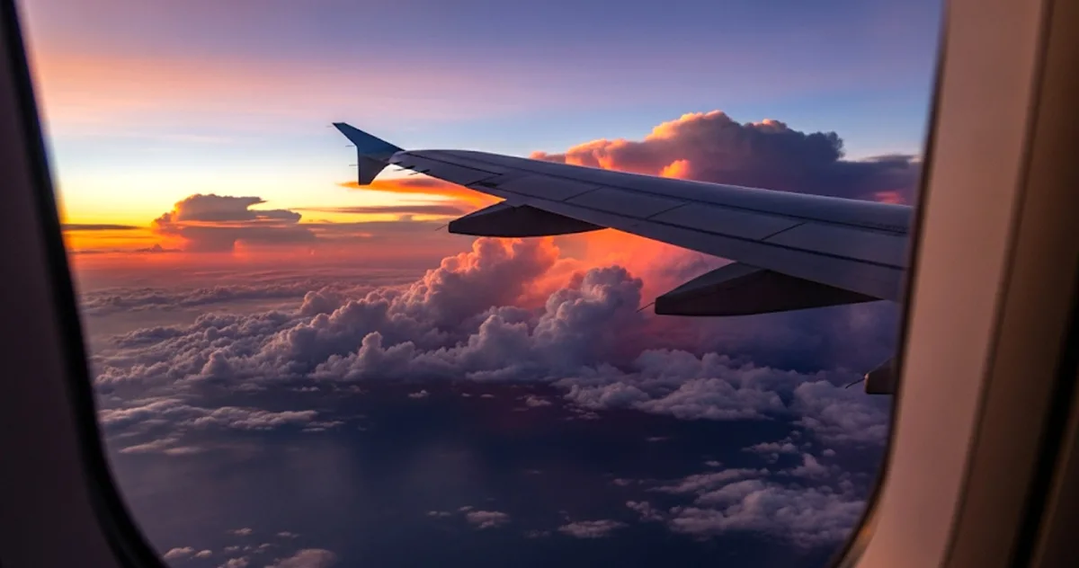 Nu e doar în capul tău: zborurile chiar sunt mai turbulente