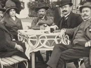 „Să înveţe a respecta naţiunea sa, iar nu să-şi bată joc de ea”: cum Academia Română a refuzat să îl premieze pe Caragiale „Să înveţe a respecta naţiunea sa, iar nu să-şi bată joc de ea”: cum Academia Română a refuzat să îl premieze pe Caragiale