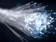 atomii conectați pentru prima dată la internet prin fibră optică