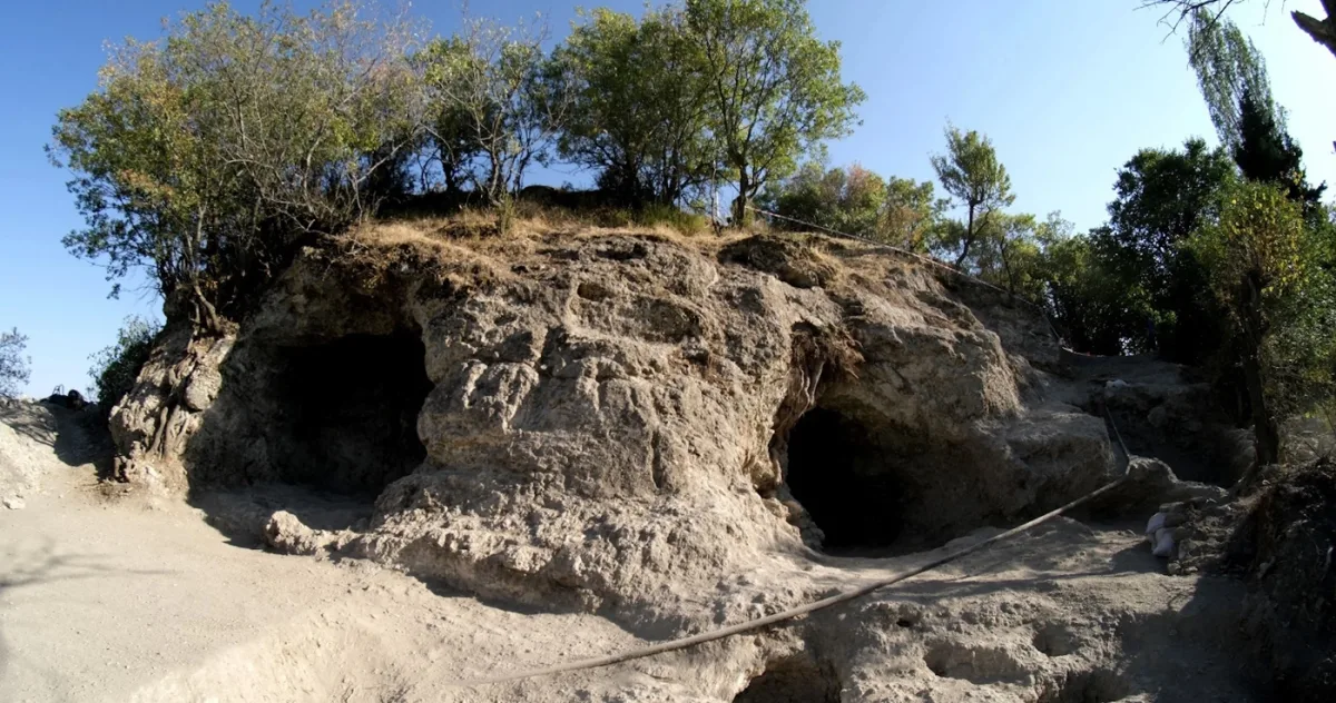 Templu vechi de 2.700 de ani cu o „peșteră sacră” a fost descoperit în Turcia