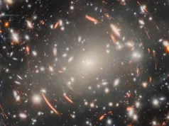 Lentilele gravitaționale confirmă că ceva este încă fundamental „defect în Univers” defect în Univers Lentilele gravitaționale